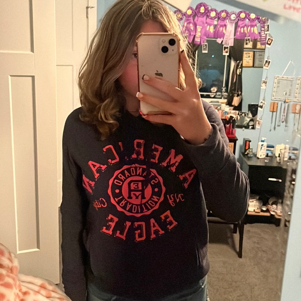 Hooded American Eagle sweatshirt